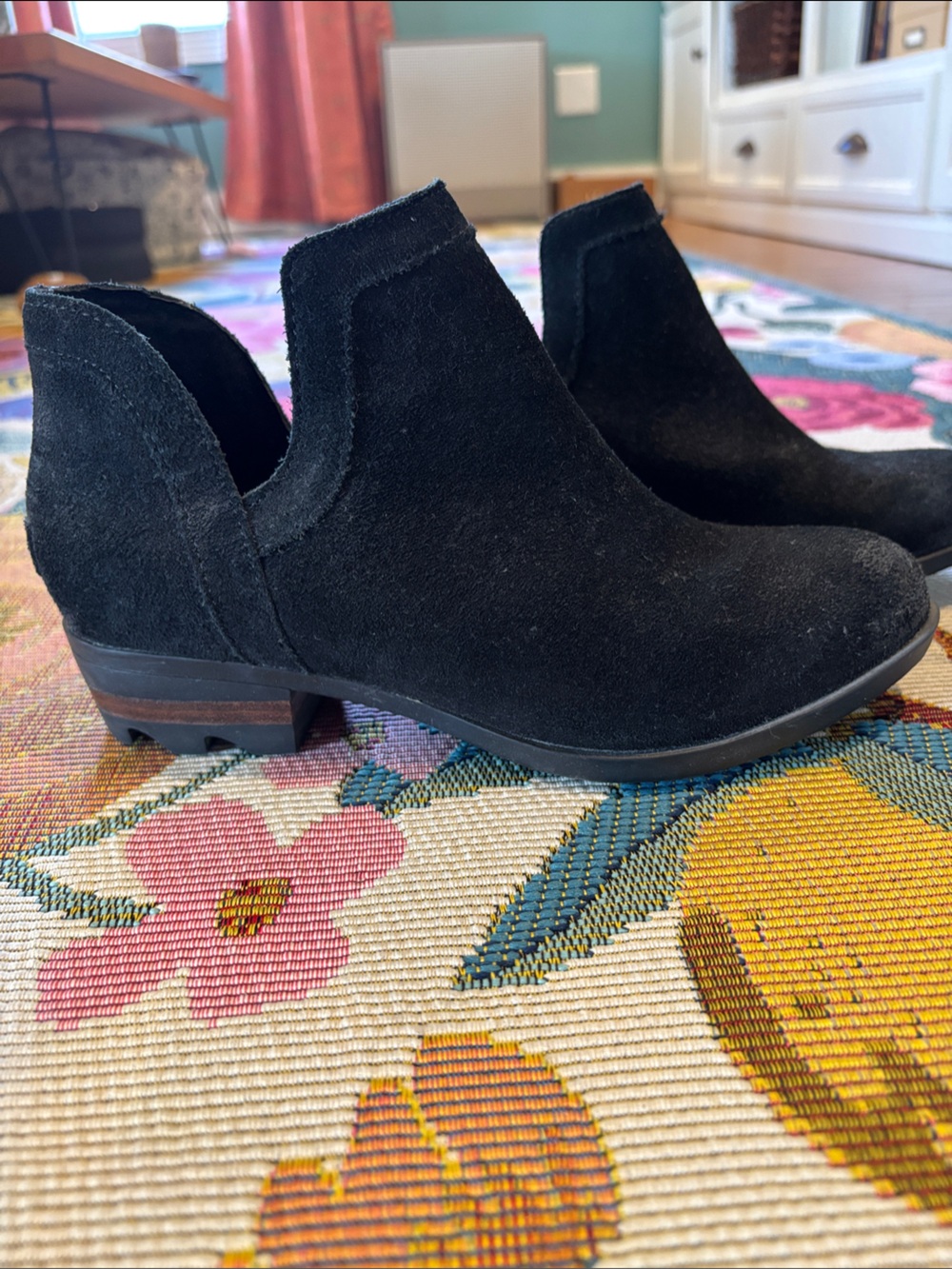 Sorel Black Suede Women's Chelsea Ankle Booties